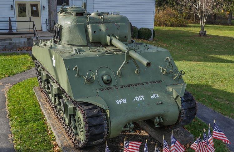 com/ M4A3(75)W Sherman Curwensville, PA (USA) SN 48779, built by Fisher in March, 1944.