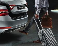 But maximising space is nothing without maximising practicality. That s why we added Simply Clever solutions that make handling luggage even easier.