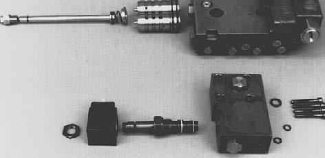 Fig. 50-32 - E1 E2 and F1 F2 Control Components 51000013 Install new O-rings onto the valve housing.