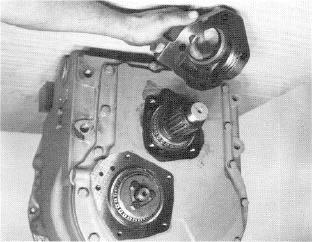 Figure 35 Remove output shaft bearing cap.