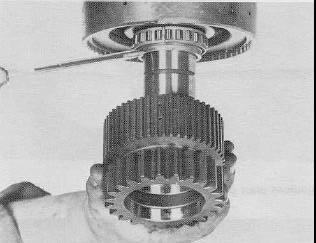 Figure 193 Install bearing spacer between inner and outer 4th speed gear bearings.