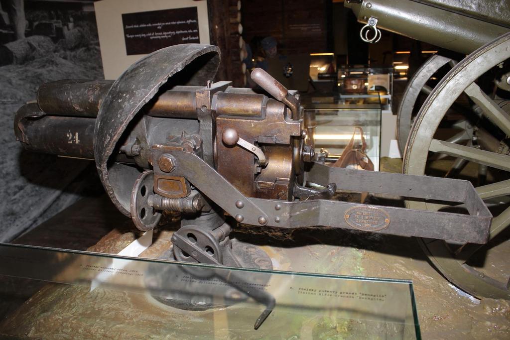 2015 Schneider CA1 main gun Armádní Muzeum Žižkov, Prague (Czech Republic) The