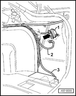 Page 8 of 11 57-46 Lock actuator for fuel filling flap, removing and installing - Disengage locking mechanism from angled plug and detach vacuum