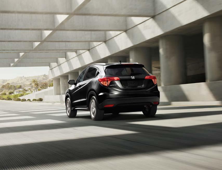 Driven to protect. MULTI-ANGLE REARVIEW CAMERA 7 HR-V EX-L Navi shown in Crystal Pearl.