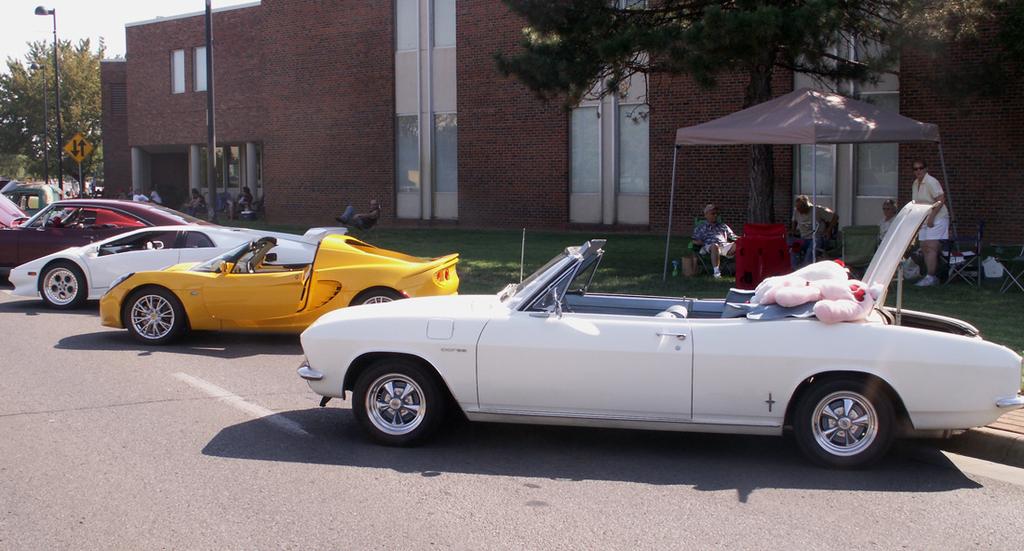 Page 6 Mid Continent Corvair Association Newsletter September 2011 Corvairs hit the Blacktop ABOVE: Kirk Eck s convertible is owned by a Blacktop promoter RIGHT: Bernie s convertible and a few of his