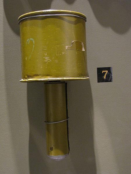 RPG-40 Hand-Grenade (wikipedia.