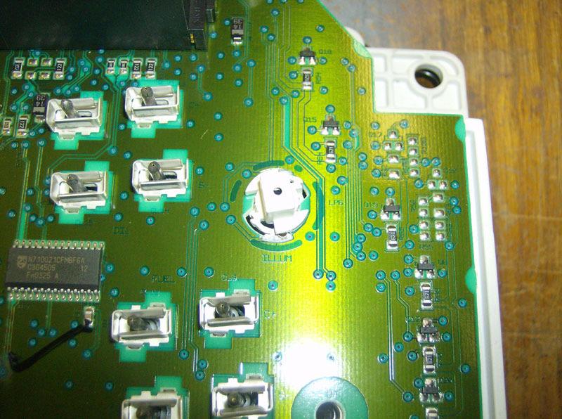 Page 26 of 32 *** Updated 04/23/12 *** Ok, now for the LEDs that I used in the cluster.