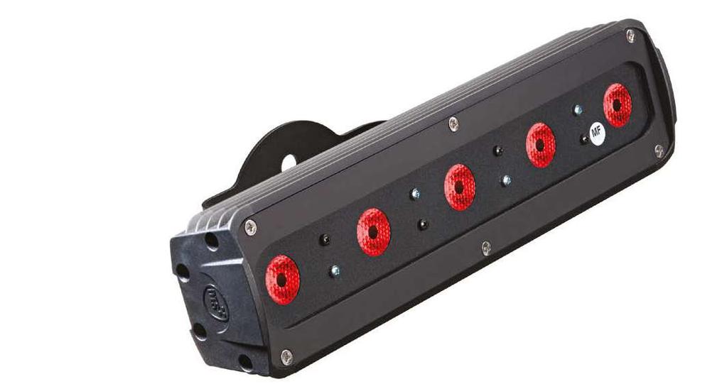 FOS 33 FC POWERFUL AND COMPACT LED BAR FOR UNIFORM BACKGROUNDS AND CYCLORAMAS FOS is a compact and robust LED light bar fitted with 5 OSTAR Full Color LEDs.