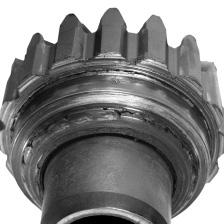 4 Drive Axles Figure 4.18 Figure 4.20 Match tires of each axle: to 1/8" of same radius to 3/4" of same circumference 4004602a Figure 4.19 Figure 4.18 4004555a Figure 4.