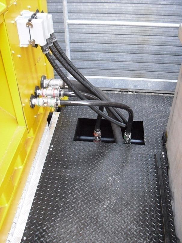 The container has a strengthened floor in the herbicide storage module & generator mounting positions, with the internal floor surfaces covered with aluminium tread plate flooring.