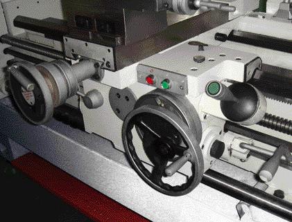 clutch, pull-out bed gap section Adjustment of tailstock for taper cuts, tailstock sleeve and hand wheel with adjustable precision scale Stock number 50000831T 50000832T 50000790T 50000795T Model