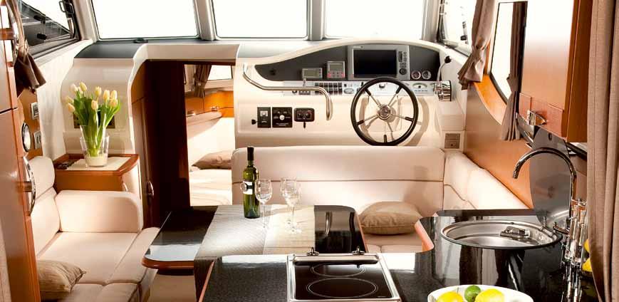 An optional canvas cover can be fitted to fully enclose the cockpit area and extend your boating season when the weather turns colder.
