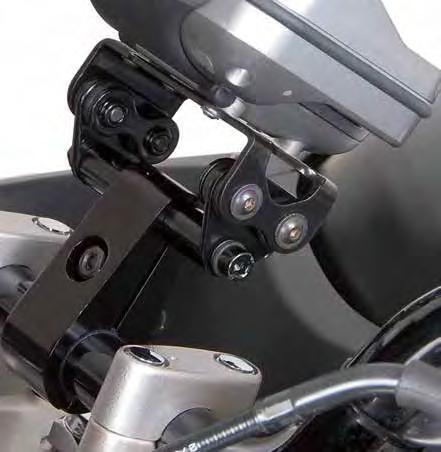 The pivoting mounting plate accepts all motorcycle GPS devices, GPS clip adapter as well as device bags like our Navi Case Pro and smartphone hard cases.