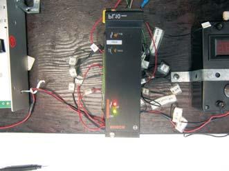 On the amplifier, the positive 10 volt signal is connected from the Z32 pin to the relay, then to the Z16 pin.
