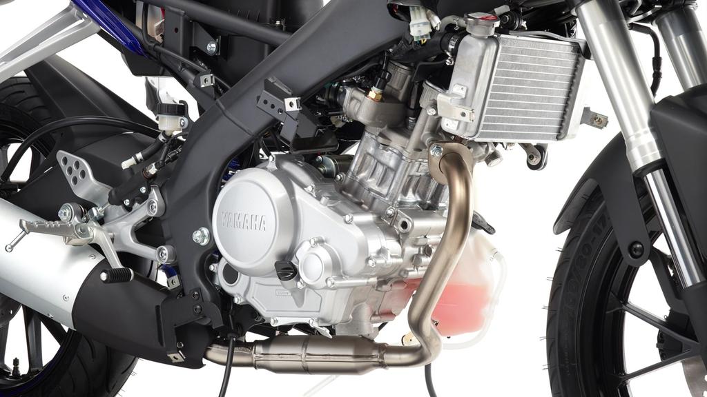 YZF-R125 Liquid-cooled 4-stroke single cylinder engine Featuring a free-revving short-stroke configuration, the liquid-cooled 125cc 4-stroke engine drives though a slick-shifting