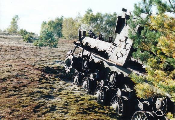 civilian bulldozer built on an ISU chassis http://lutz-moeller-jagd.
