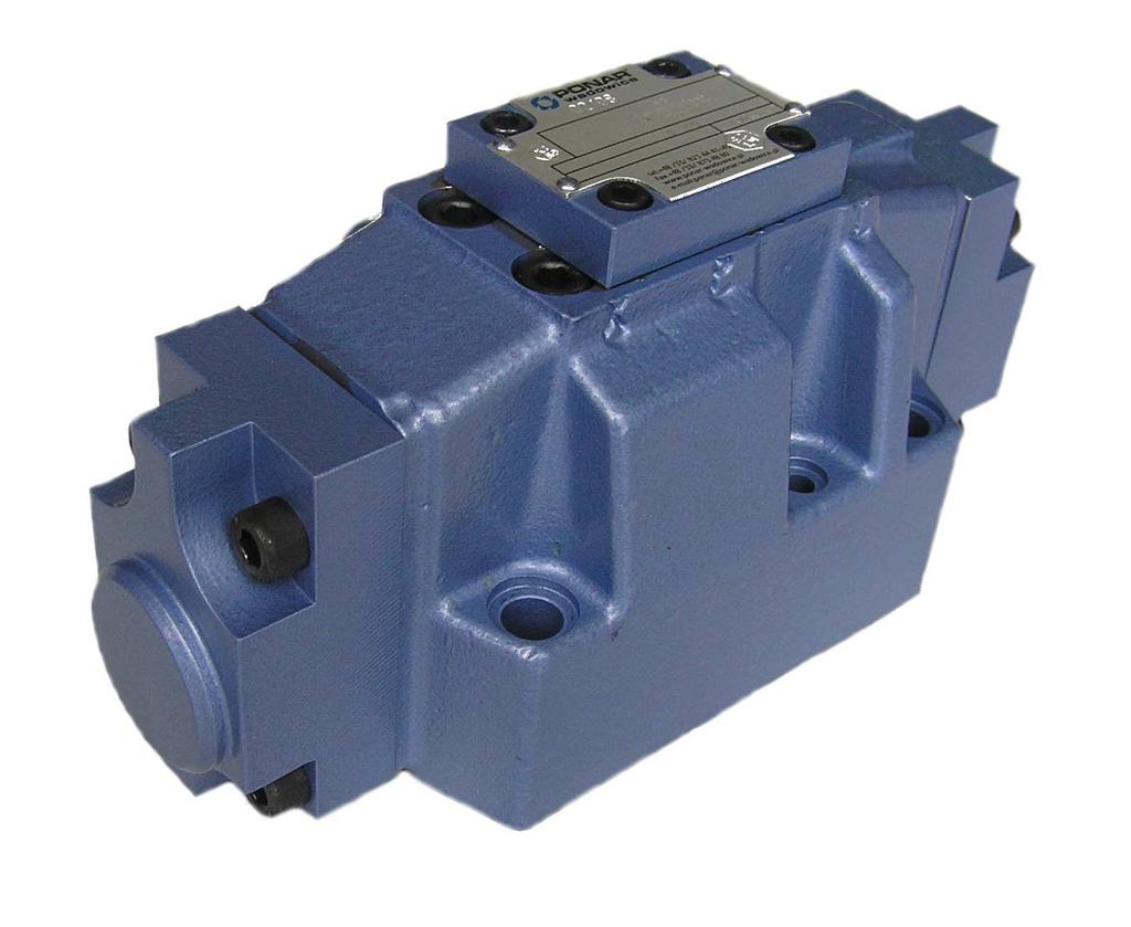 Directional valve is switched by shifting the (2) into one end position.
