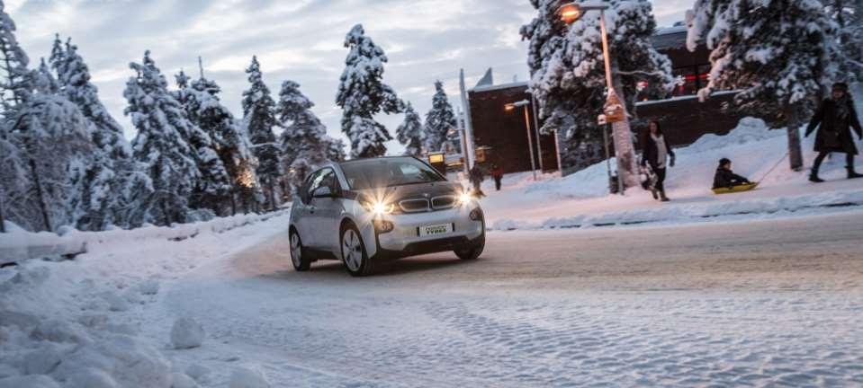 JANUARY/FEBRUARY PROGRAMS FOR MY2015. BMW i3 SPOTLIGHT BEST PRACTICES FOR WINTER SALES.