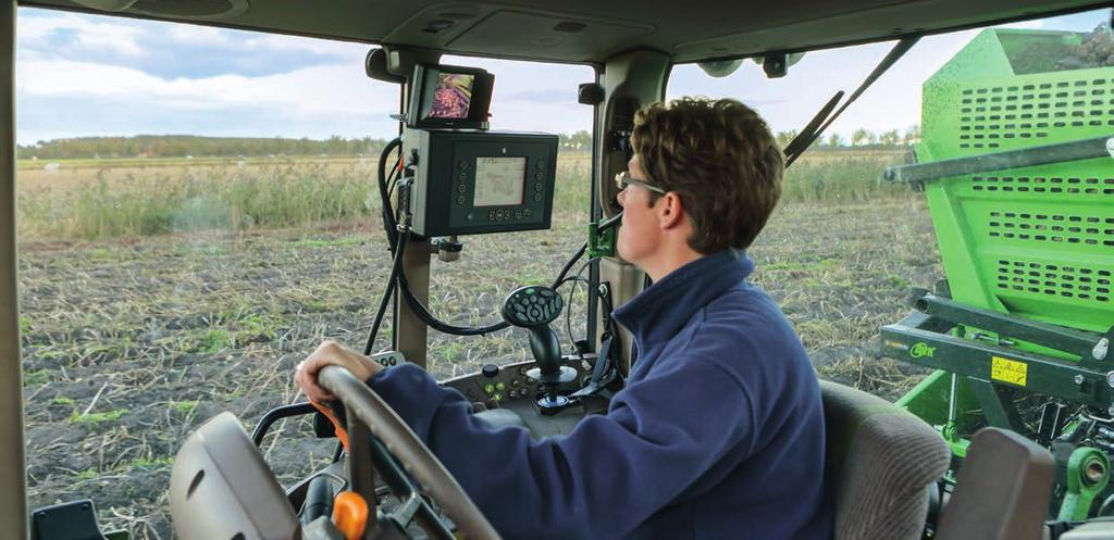 Technological features The harvester is easy to operate.