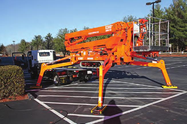 up and over reach Upper boom articulates down to the ground and reaches 20' below grade Vertically and horizontally adjustable tracks provide 15'' of ground clearance while driving the tracks Ability