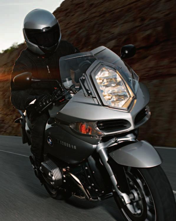Experience the thrill of riding hard into curves and outstanding riding dynamics, whether on a country road or a