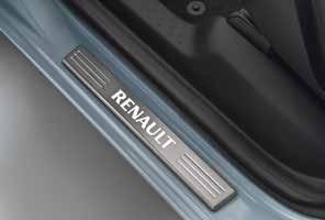 ILLUMINATED DOOR SILLS Backlit aluminium Renault door