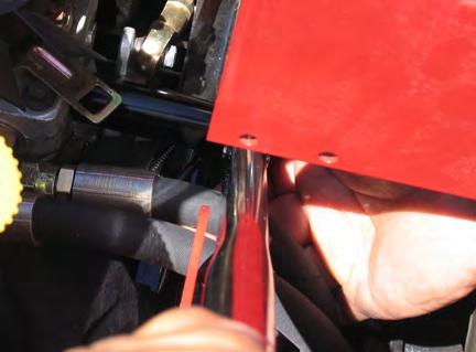 Use a torque wrench to torque the shock