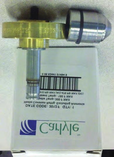 Package contains: Crankcase Heater, Retainer Clip and Anti-short Bushing, and Heat Conducting Grease (p/n: 38AQ680001).