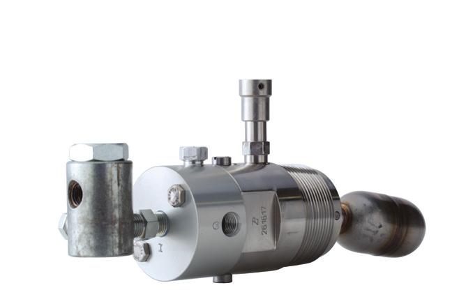 The pneumatic switch consists of a float that monitors the changing liquid level in a vessel and a magnetically-actuated twoway switch to output a pneumatic signal.