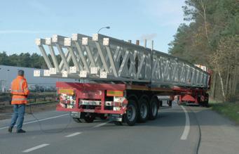 NOOTEBOOM Manual override steering and ASA Override steering can be supplied with the hydraulically steered Teletrailers as an option.
