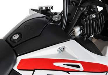 MOTARD 125 LC MOTARD 50 SISTEMA UNIFICATO AD UNA SOLA CHIAVE UNIFIED SYSTEM WITH A SINGLE