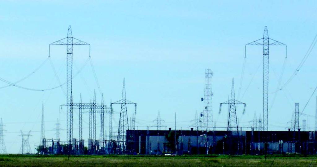 lines. Figure 115. HVDC converter station in the province of Manitoba, Canada.