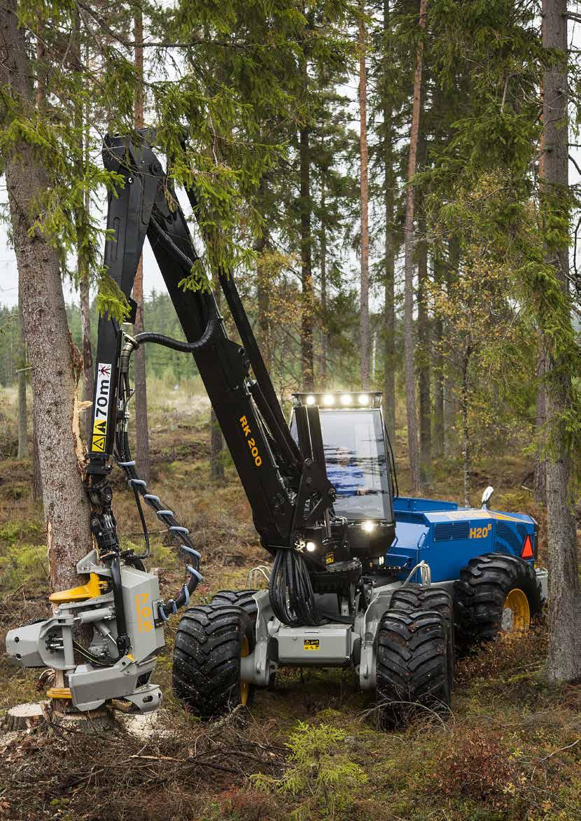 EFFECTIVE, STRONG AND TOUGH H20 B THE OPTIMUM FINAL FELLING MACHINE for big wood The objective when developing ROTTNE H20 B was to design a harvester with the properties required for optimal and