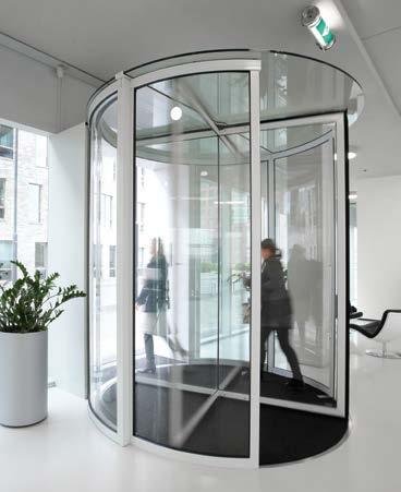 These door systems can be produced up to a maximum internal diameter of 3600 mm. The automatic revolving door is activated via inside and outside movement detectors.