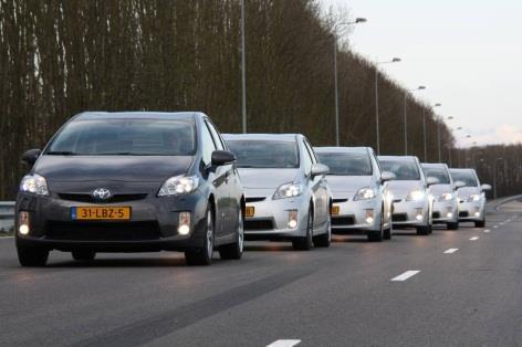 5 Cooperative Driving Influencing individual vehicles through advisory or autonomous
