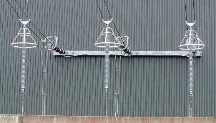 PEXLIM surge arresters connected to the 420 kv