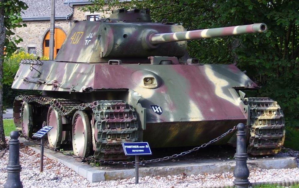 "Sander D", September 2005 Panther Ausf. G Grandmenil (Belgium) This tank belonged to the 2. SS Panzer Division.