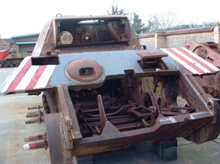 It has been fitted with a lateproduction Ausf G turret, which dates from April 1945 and has a chin on the mantlet.