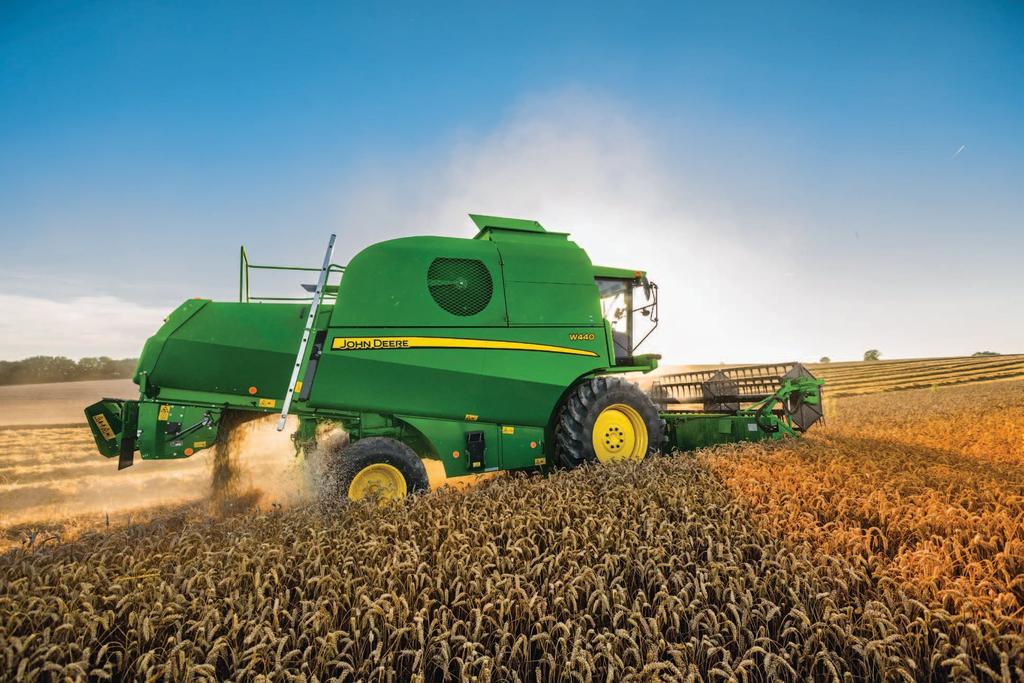 W330/W440 Compact Combines 11 Largest sieve area in the power class With a high sieve area the W440 and W330 ensures low grain
