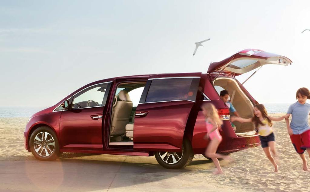 CARGO MODE With a one-motion 60/40 split 3rd-row Magic Seat, the Odyssey can be configured to