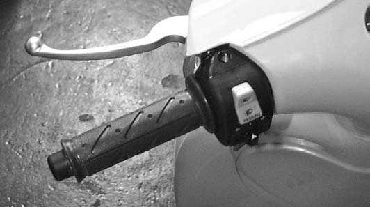 3. INSPECTION/ADJUSTMENT BRAKE SYSTEM BRAKE LEVER Free Play Measure the front and rear brake lever free plays.