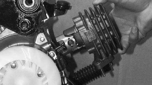 7kg-m Install the exhaust muffler and tighten the exhaust muffler joint lock nuts. Torque: 1.0 1.