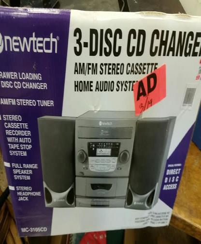 Lot 131 3-Disc CD Player Lot