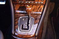 209,00 EUR VAT 150,00 EUR +28,50 EUR V.A.T. Arden precious wood gear knob Arden precious wood gear knob for automatic transmission. With initials by request.