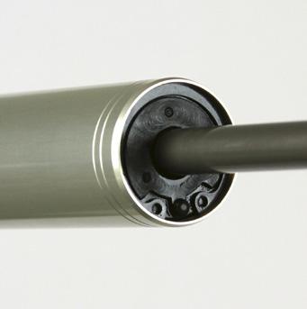 The air shaft guide should be situated between the snap ring eyelets.
