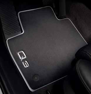 28 29 Comfort and protection 2 Who says that shoes only play a role in fashion? Premium textile floor mats Tailored to the dimensions of the Audi Q3 s floor.