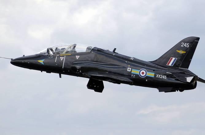 Taken from Wikipedia, the free encyclopedia The BAE Systems Hawk is a British single engine, advanced jet trainer aircraft. It first flew in 1974 as the Hawker Siddeley Hawk.
