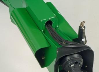BE23921 Turnbuckle Top Link 900 Series The turnbuckle top link is used to adjust the cutting angle