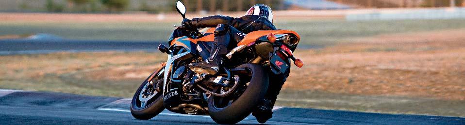 THE ULTIMATE 600 SHOOTOUT The defining test for any 600-class sportbike is the racetrack.