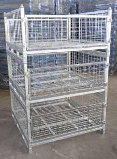 The cage is fitted with removable front and rear hinged gates, which can be easily